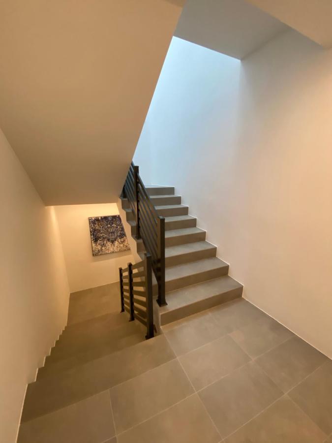 Apartmani Kumenat บีโอกราดนาโมรู ภายนอก รูปภาพ