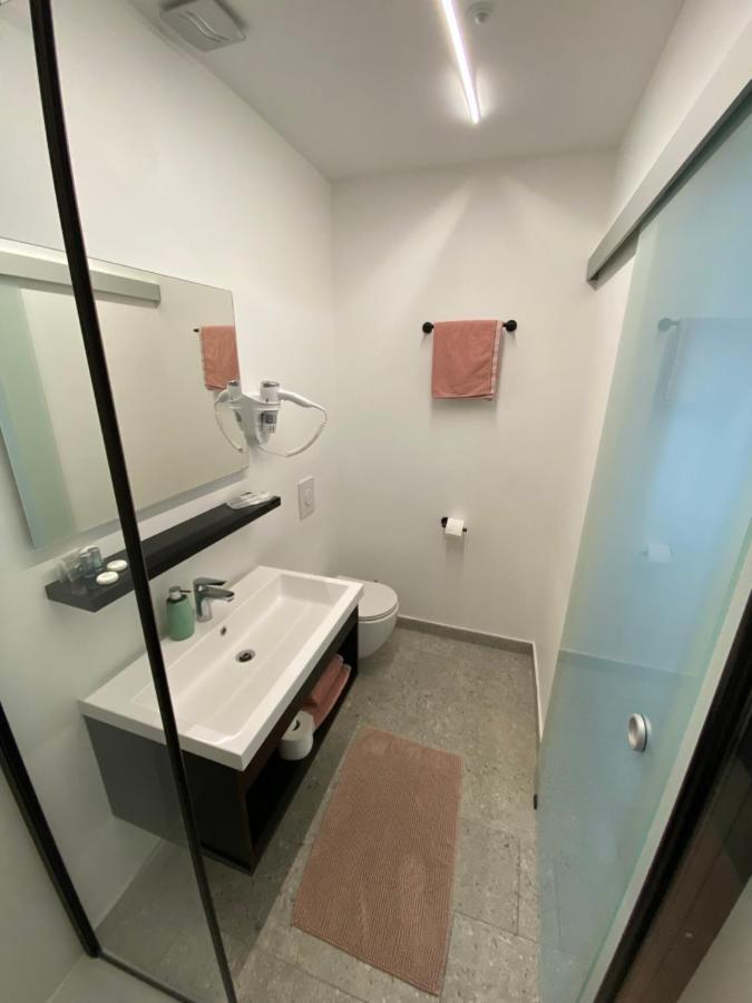 Apartmani Kumenat บีโอกราดนาโมรู ภายนอก รูปภาพ