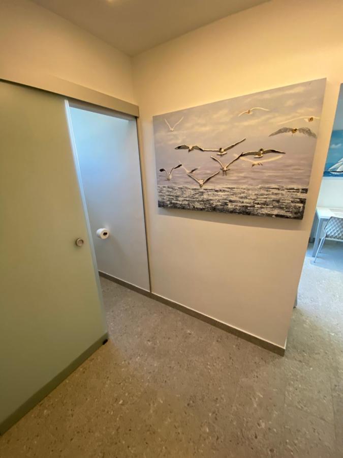 Apartmani Kumenat บีโอกราดนาโมรู ภายนอก รูปภาพ