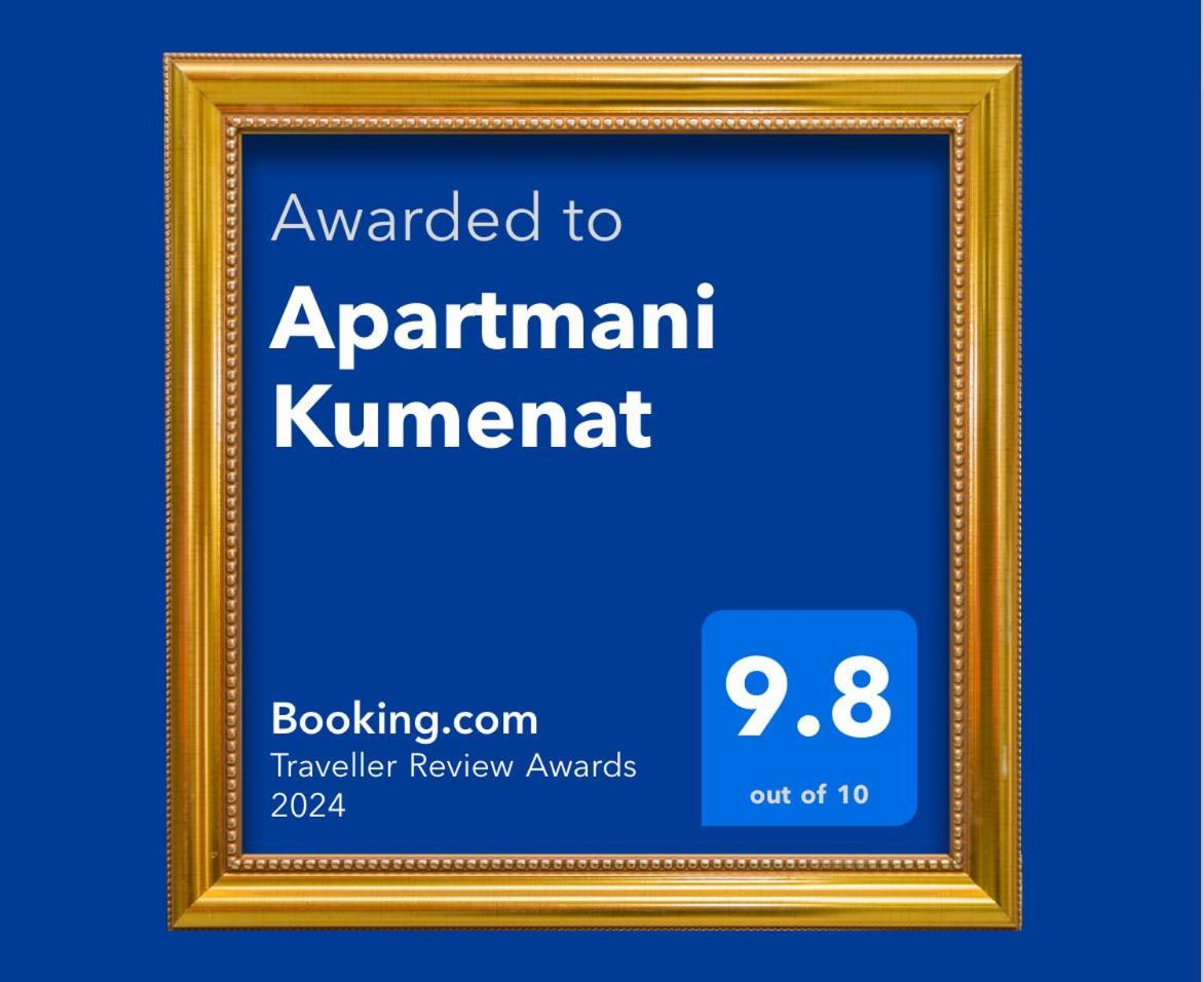 Apartmani Kumenat บีโอกราดนาโมรู ภายนอก รูปภาพ